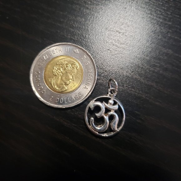 925 silver pendant in the shape of "OM" made in India. - Picture 5 of 5